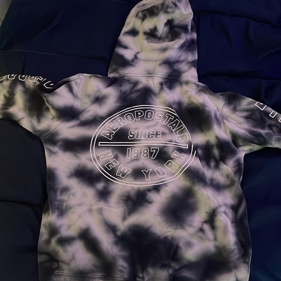 American Eagle medium hoodie - Picture 2 of 3